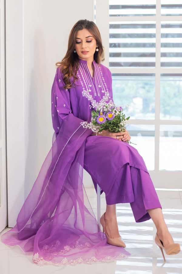 2 Piece - Embroidered Light Purple Lawn Suit